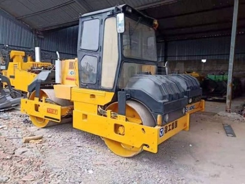 Аренда гладковальцового катка XCMG YZC7